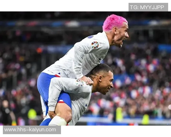 官方：格列兹曼荣膺2025金足奖